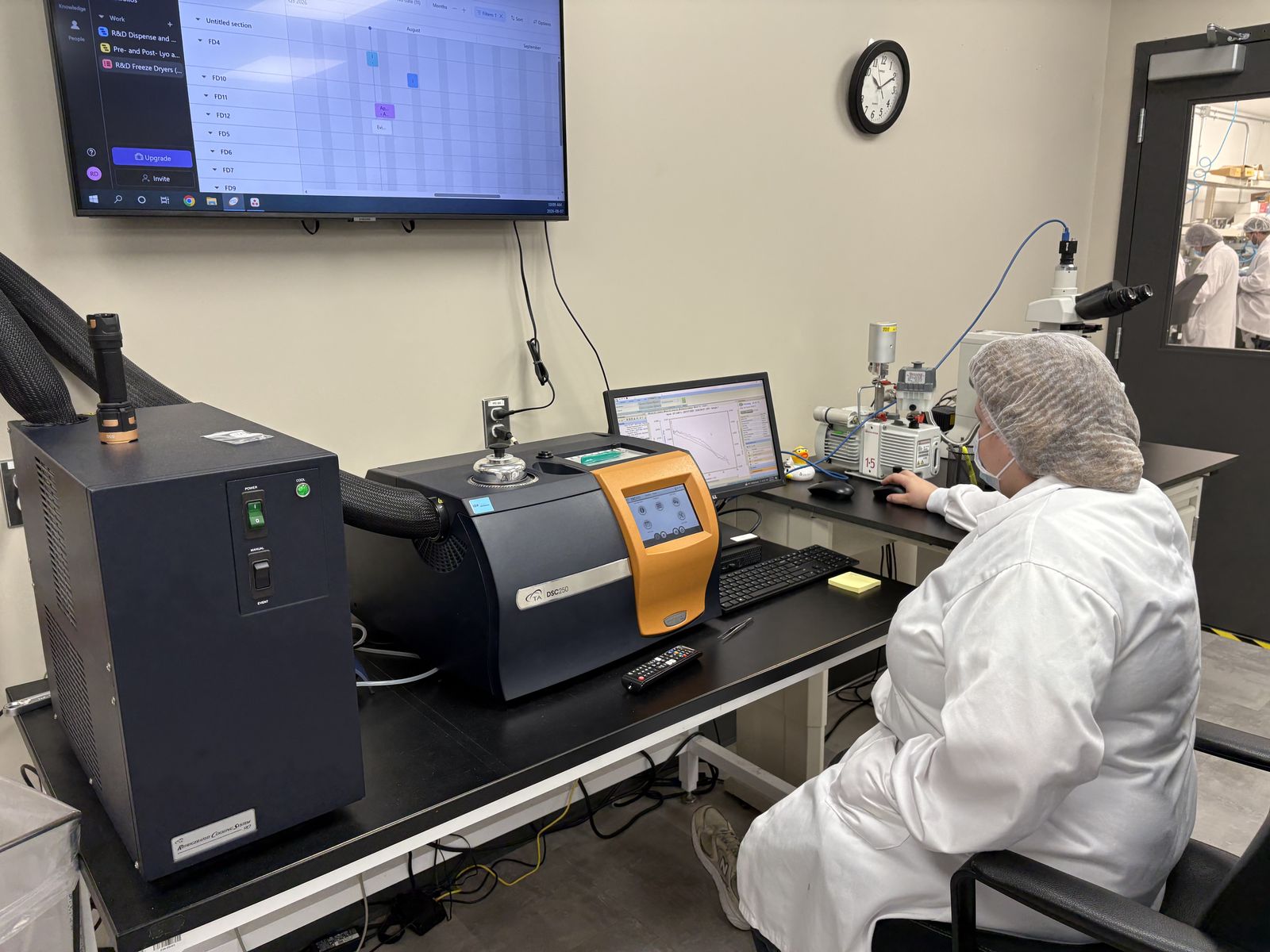 LyoVial scientist performing thermal assessment and cryoprotectant selection